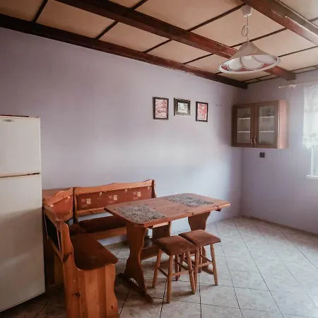 Apartament W Karwi Blisko Morza アパート